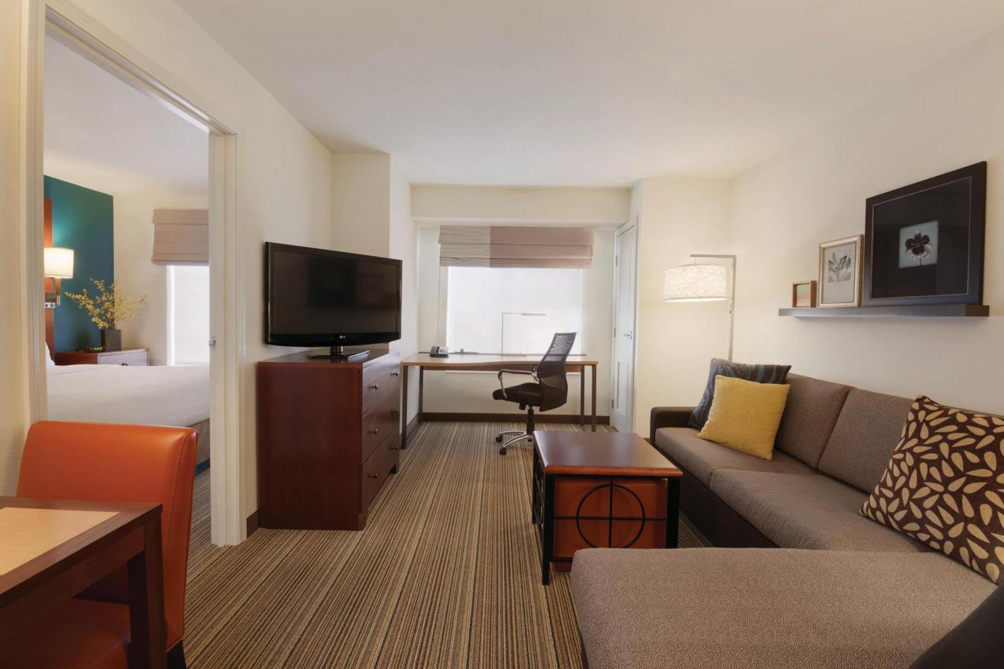 Residence Inn Bismarck North Exterior foto